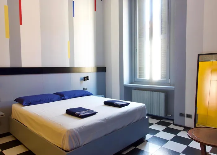 Bocconi Color Apartment